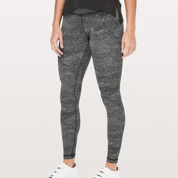 black and white striped leggings lululemon